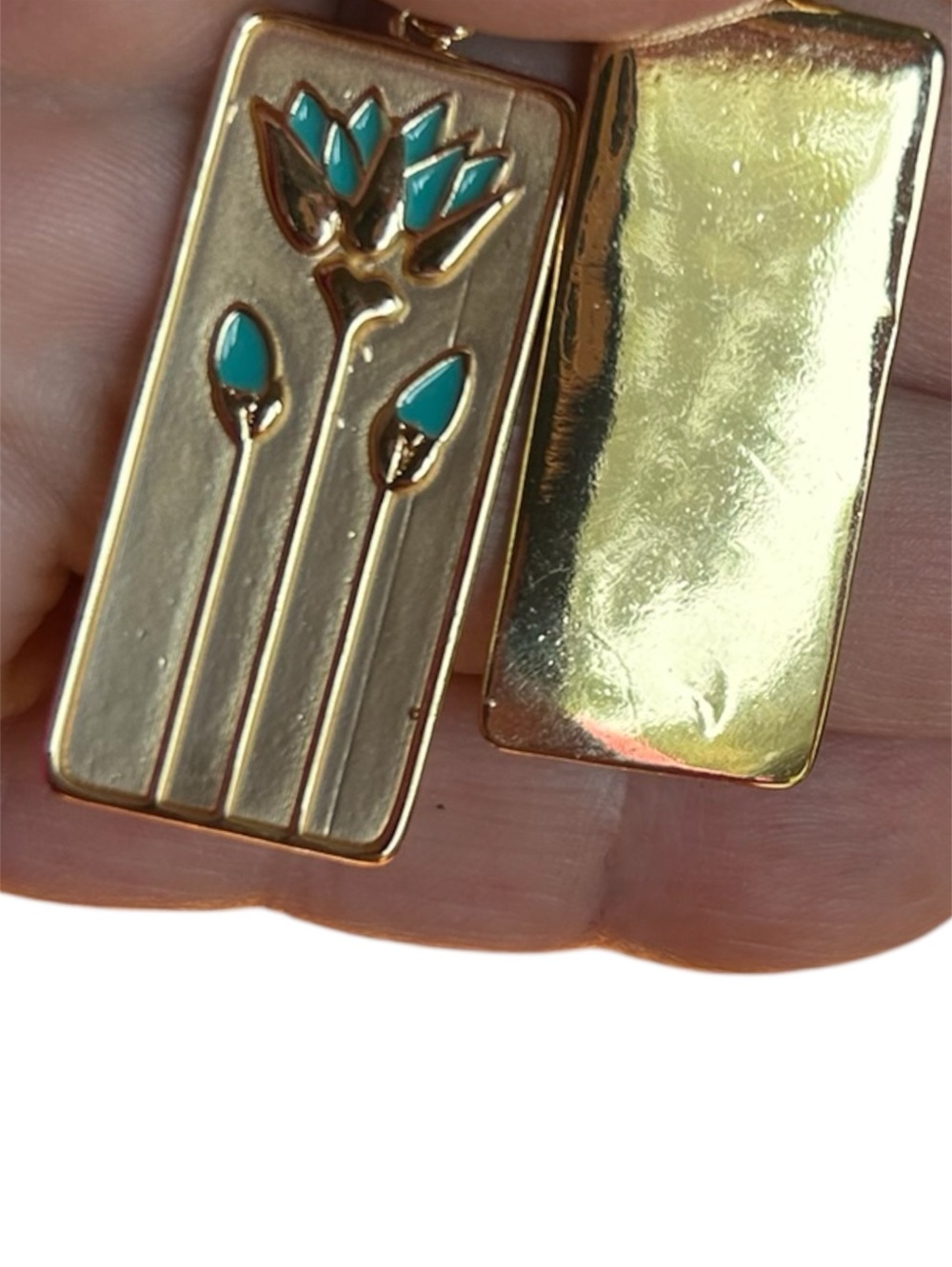 New Gold Colored Enameled Lotus Flower Eartings - Picture 6 of 6